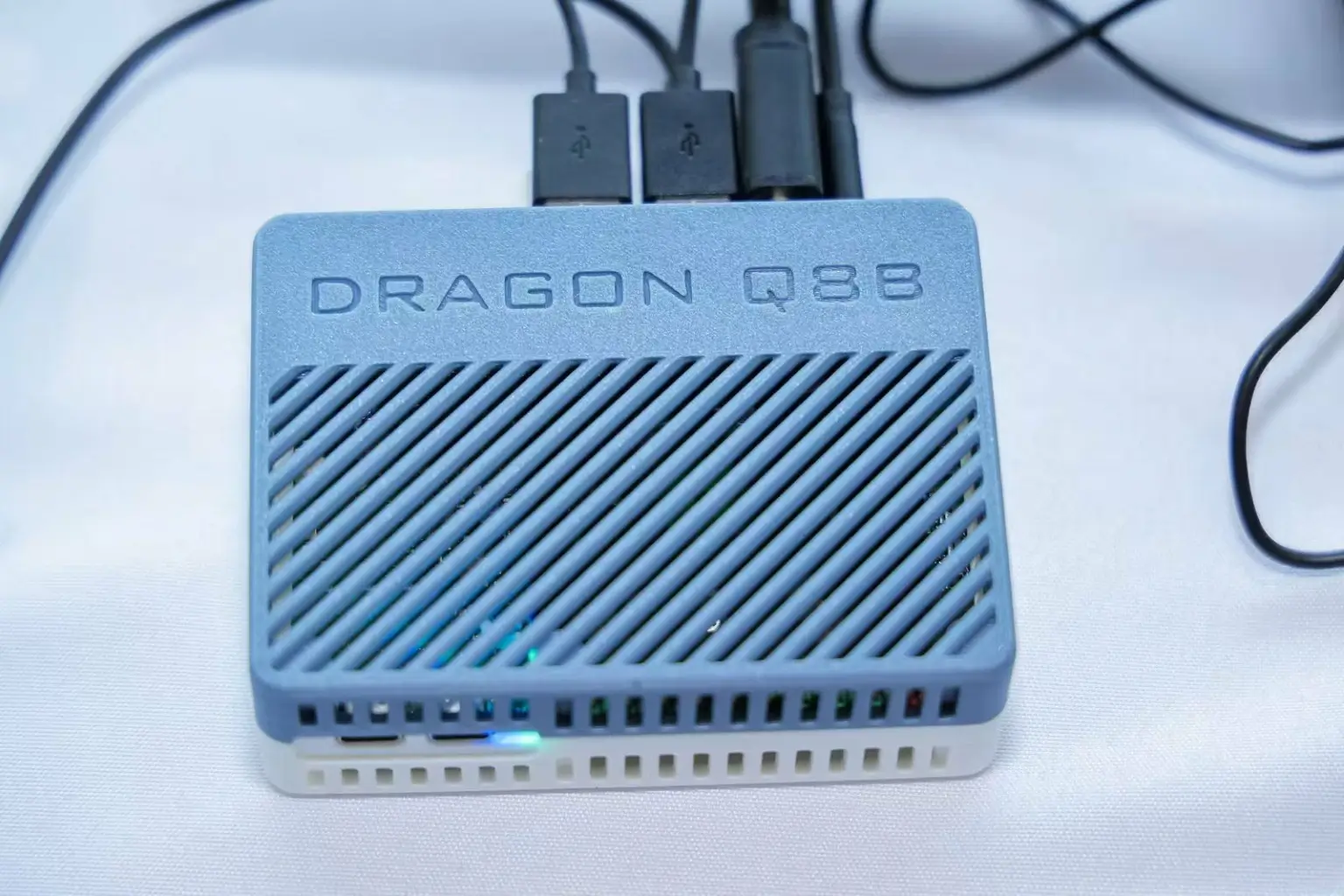 Radxa Dragon Q8B